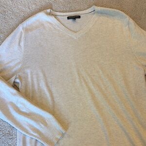 Banana Republic Cream V-Neck Sweater